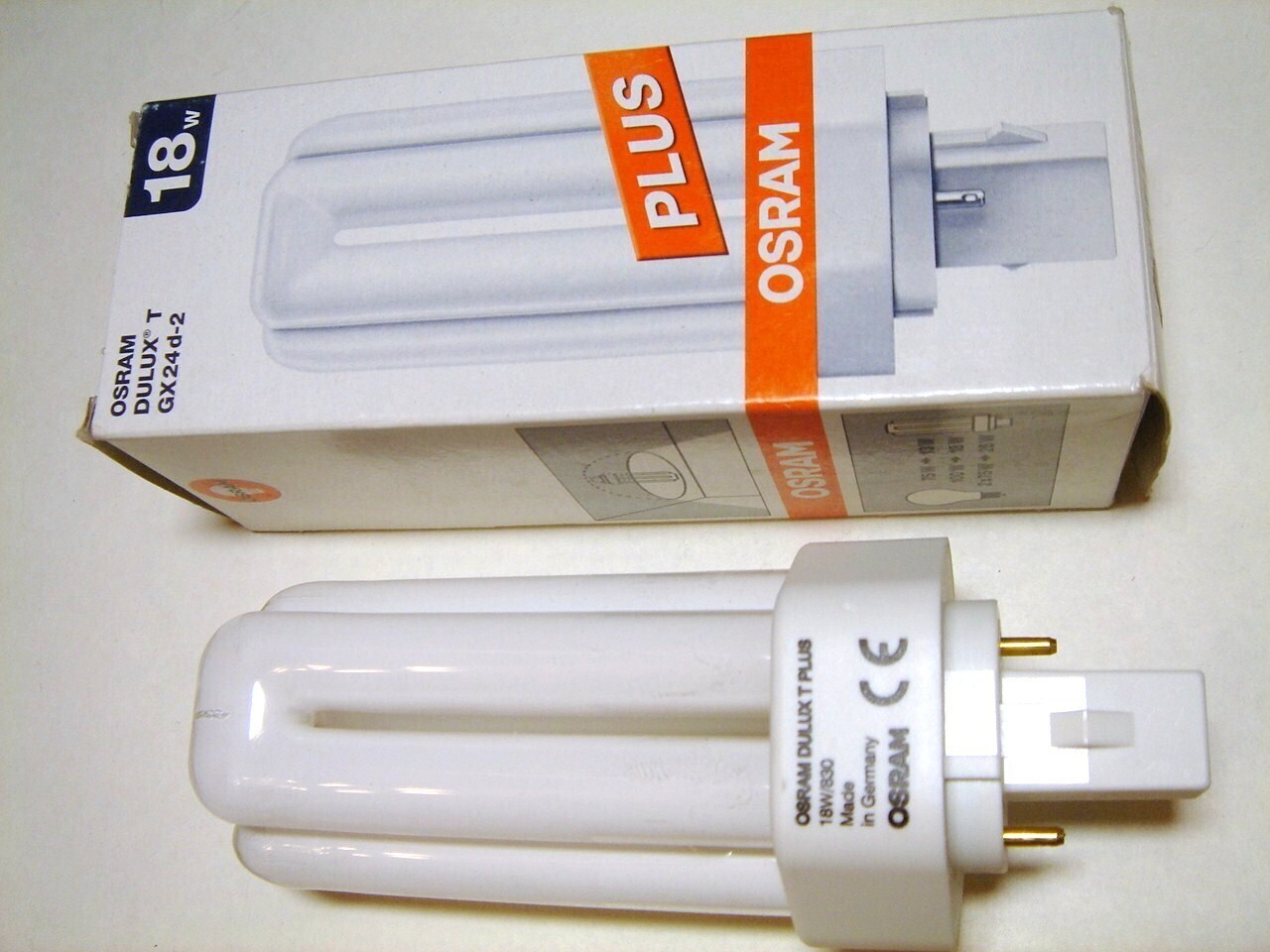 Клл 18вт pl-c 18/840 4p g24q-2. Лампа osram dulux t/e 26w/827 gx24q-3. Osram dulux t/e plus 32w/830. Лампа люминесцентная компактная клл dulux t\e 42w\830 plus gx24q-4 osram. Лампа люминесцентная osram dulux s/e 830, 2g7, t12, 9вт.