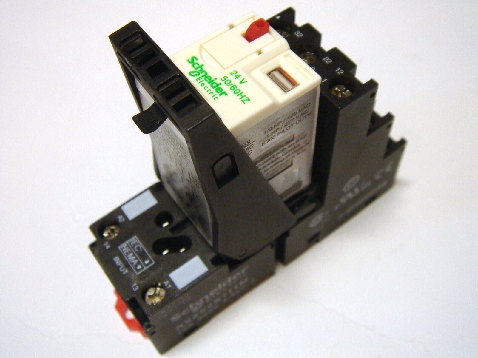 2 1 фи. Реле rxm4ab1p7 Schneider Electric. Колодка rxze2s114m. Реле 230в rxm2ab2p7 Schneider Electric.