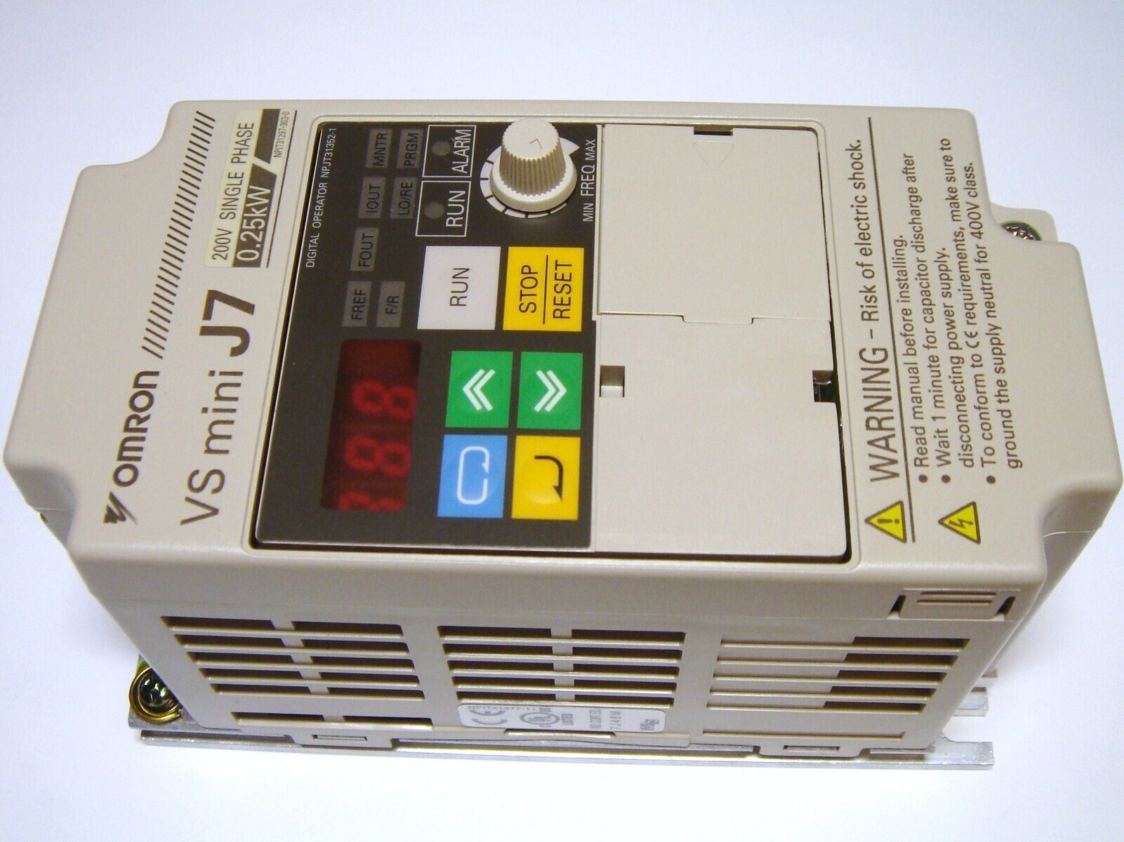 Преобразователь omron. Cimr-j7azb0p4. esq-а300-021-1.5квт 200-240в шильдик. панель управления частотного преобразователя omron l7, m04113. cimr-j7azb0p4 инструкция на русском.
