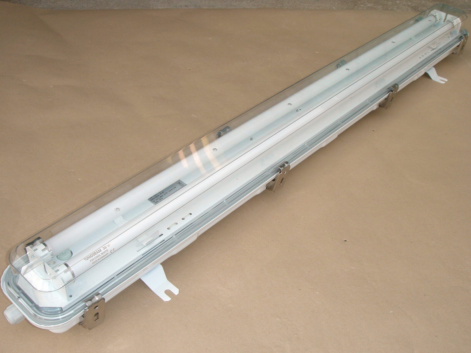 светильник аварийный 36 вт. аварийный светильник bs-radar-10-l2-24 white. светильник потолочный аварийный bs 793-1-8. светильник 6531-3/500*500-92w. светильник аварийный 36 вт.