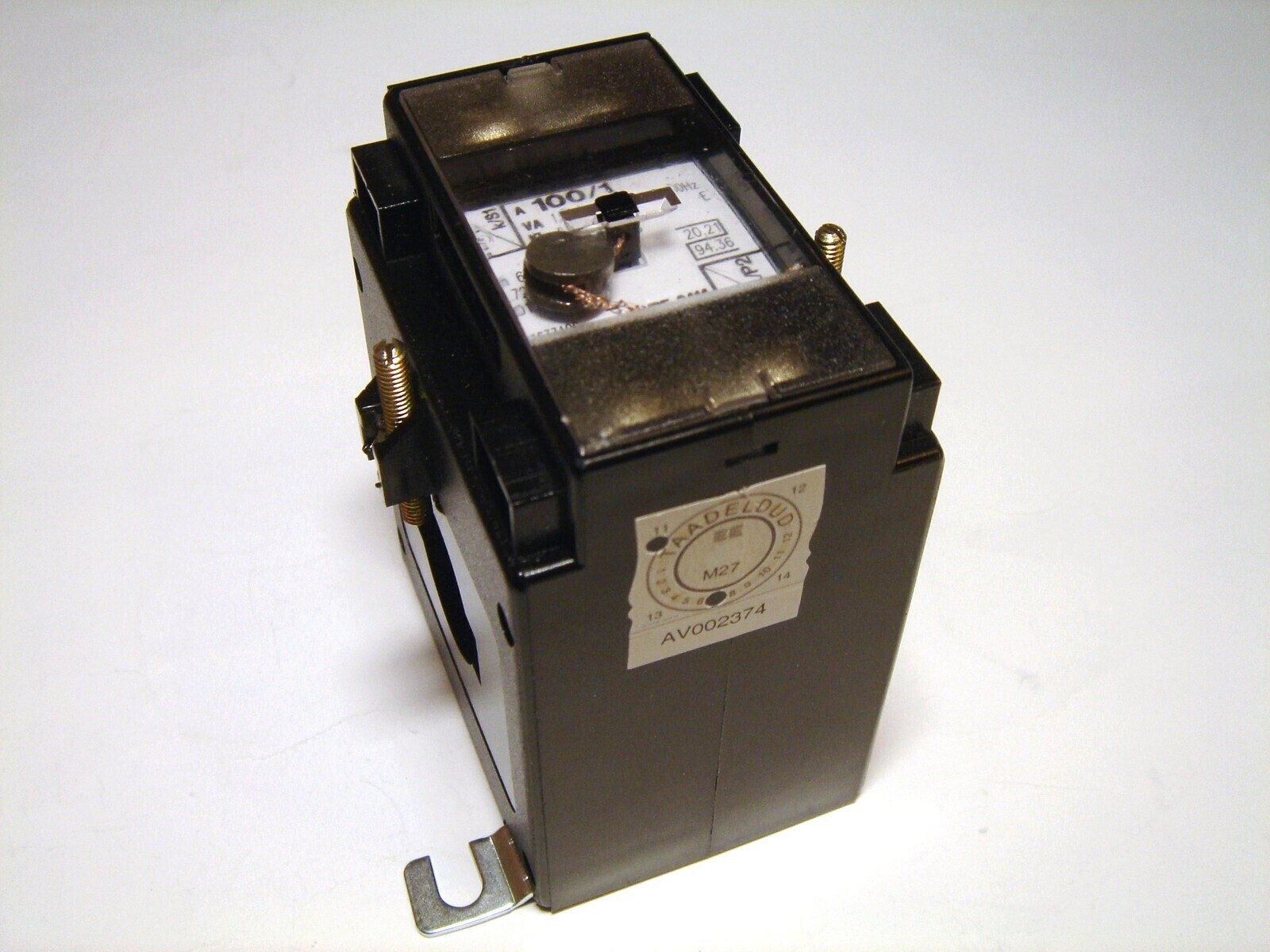 Трансформаторы т. Трансформатор тока arjp2/n2f. Измерительный трансформатор 150/5. Трансформатор тока 1100/5. Трансформатор тока (УТСВ.684.414.001).