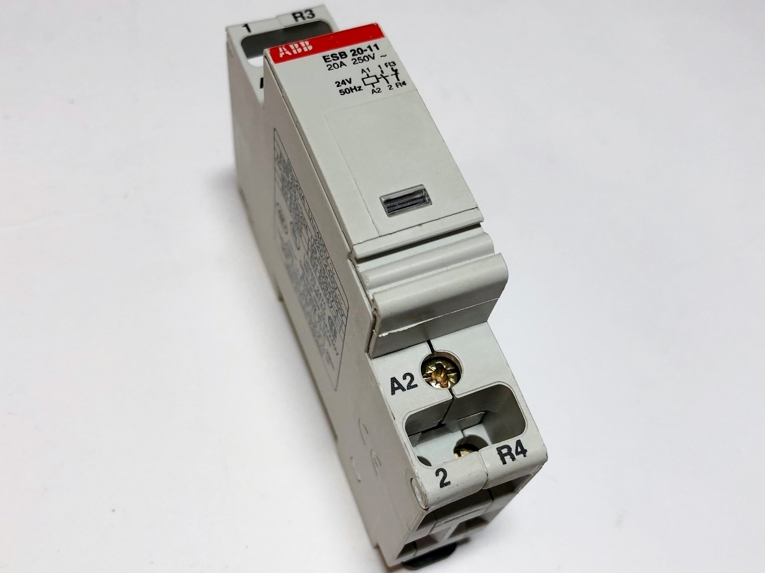  контактор 1-фазный 20A(4кВт) - 7€, ESB 20-11, ABB .