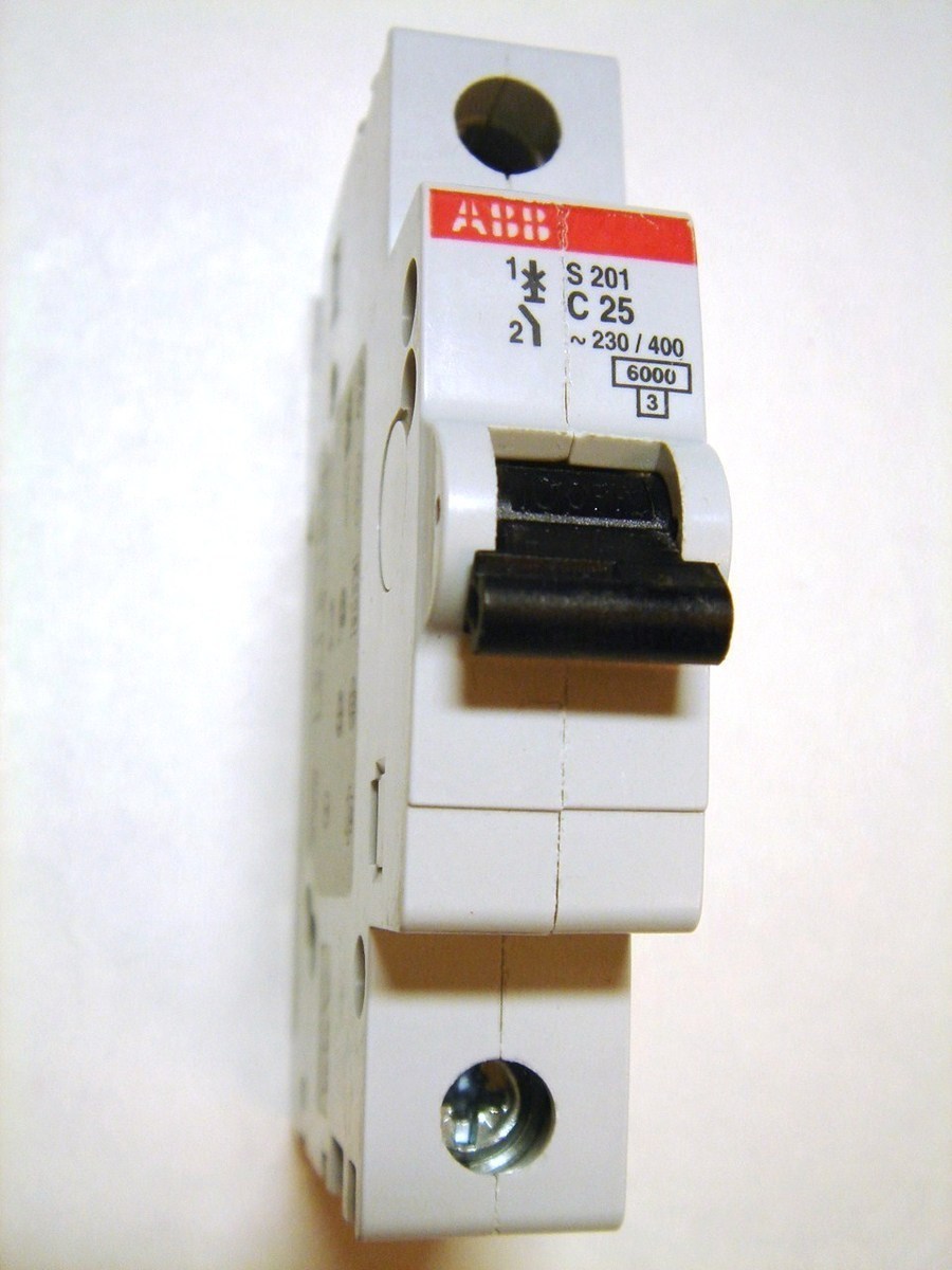 Выключатель автоматический 1п 16а 6ка. Автоматический выключатель ABB s201. Автоматический выключатель s201 с6 6ка 2cds251001r0064. Автомат ABB 16a однополюсный. Автомат однополюсный 6а ABB.