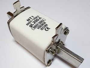  
	Плавкие предохранители 200A, NT1 
