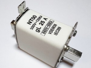  
	Плавкие предохранители 25A, NT00 
