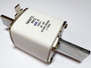  
	Плавкие предохранители 400A, NH2 

