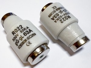  
	Плавкие предохранители 63A, RO22 
