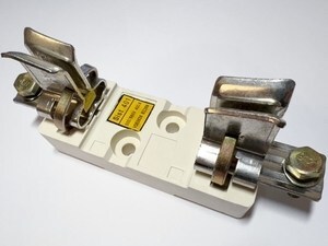 Sulavkaitsme alus 400A, Sist 401
Sulavkaitsme alus 400A, Sist 401