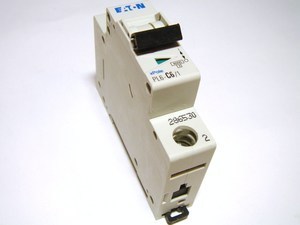 
	Модульный автоматический выключатель 1-фазный C 6A, Eaton, PL6-C6/1, 286530 

