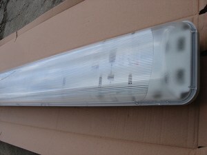  
	Valgusti 2x58 W, Glamox, i40 

