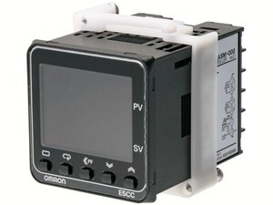  
	Temperatuuri kontroller E5CC-QX3A5M-000, Omron 
