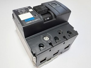 Модульный автоматический выключатель 3-фазный C 50A, NG125N, Schneider Electric, 18638
Модульный автоматический выключатель 3-фазный C 50A, NG125N, Schneider Electric, 18638