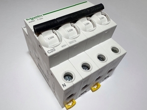  
	Moodulkaitselüliti 3-faasiline + null, C 20A, Schneider Electric, Acti9 iK60N, A9K24720, 063217 

