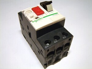Mootorikaitselüliti 3-faasiline 13-18A, Schneider Electric, GV2ME20, 034319
Mootorikaitselüliti 3-faasiline 13-18A, Schneider Electric, GV2ME20, 034319