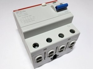  
	Aвтомат тока утечки 3-фазный 63 A, 30мA(0,03A), ABB, F204 AC-63/0,03, 2CSF204001R1630 
