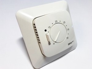 Termostaat Devireg™ 531 Jussi (15А) 3450 W, 140F1036
Termostaat Devireg™ 531 Jussi (15А) 3450 W, 140F1036