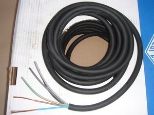  
	Куплю резиновый кабель 5 G 1,5 мм² 
