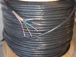  
	Куплю медный земляной кабель 4 x 10 + 10 мм² 

