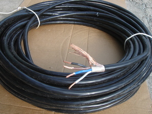  
	Куплю медный земляной кабель 4 x 4 + 4 мм² 

