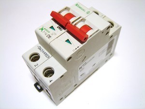  
	Модульный автоматический выключатель 2-фазный, C 10A, Moeller, PLSM-C10/2-DW 
