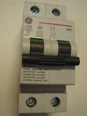  
	Куплю модульные автоматические выключатели 2-фазные, C 25A, General Electric 
