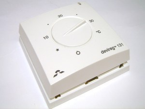  
	Termostaat Devireg™ 131 (16А) 3600 W, 19112028-EST 
