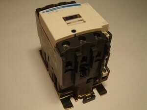  
	Kontaktor 3-faasiline 80A(50kW), LC1D65P7, Telemecanique, 043747 
