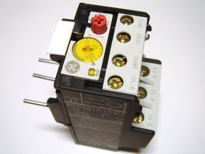  
	Termokaitse 0,65 - 1,1A. RT1F, General Electric, 113703 
