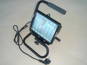  
	Куплю переносные прожекторы 120-150 Вт 
