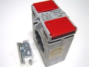  
	Трансформатор тока 600/5A, MAK 62/40 
