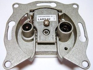  
	Ostan antennipesasid TV/ R lõppevaid 
