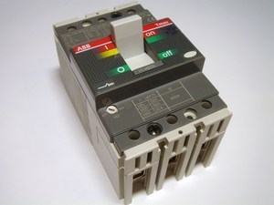  
	Куплю автоматические выключатели 3-фазные, 80A, ABB 
