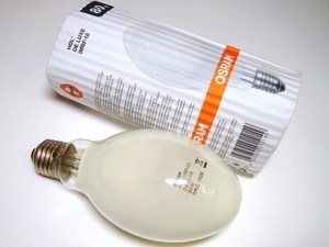  
	Ртутная лампа 80Вт, HQL De Luxe(MBF-U), Osram, 015149 
