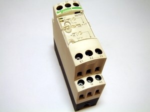  
	Реле времени многофункциональное RE7CV11BU, Schneider Electric 
