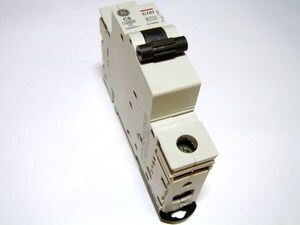  
	Moodulkaitselüliti 1-faasiline C 6A, General Electric, G101C06, 674859 
