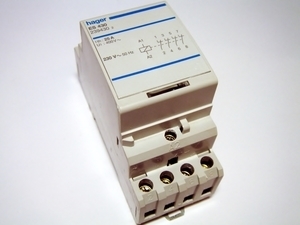  
	Модульный контактор 4NC, 25A(16кВт), ES430, Hager, 239430 
