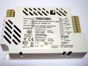  
	Электронный  LED  трансформатор  с блоком аварийного питания  15Вт, EM PowerLED 15W Basic CLE NiMh, Tridonic, 89800174 
