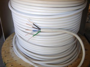  
	 Безгалогенный  медный кабель MMJ-HF 5 G 6 мм² 
