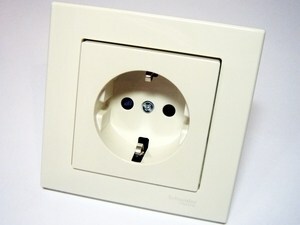  
	Розетка скрытой установки Schneider Electric (серия - Merten/System M) MTN2300-0319 
