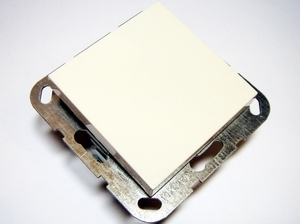  
	Выключатель вексельный с пружиной, одноклавишный скрытой установки Gira (серия - System 55) 
