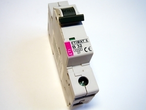  
	Модульный автоматический выключатель 1-фазный, B 32A, ETI, Etimat 6, 110711 
