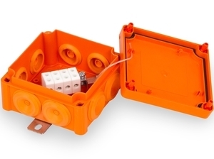  
	Огнеупорная соединительная коробка 100x100x53,5 мм, FPT1010PP46, Ensto Vulcano, E30-90 
