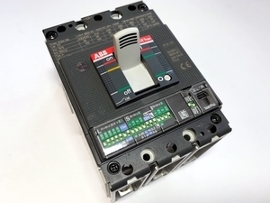  
	Автоматический выключатель 3-фазный, 63A, ABB, SACE Tmax XT2N160 
