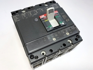  
	Автоматический выключатель 3-фазный + ноль, 63A, ABB, SACE Tmax XT2N160 
