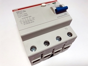  
	Aвтомат тока утечки 3-фазный 100 A, 30мA(0,03A), ABB, F204 AC-100/0,03, 2CSF204001R1900 

