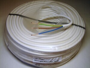  
	Куплю  безгалогенный  медный кабель 3 G 2,5 мм², XPJ-HF D, Draka 
