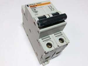  
	Модульный автоматический выключатель 2-фазный C 16A, Merlin Gerin, 24987, C60H, multi 9 
