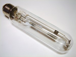  
	Kõrgrõhu-naatriumlamp 50W, LU50/85/XO/T/E27, General Electric, Lucalox, 93373 
