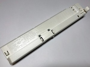 Siini LED trafo 12,6-40W, 300-1050mA, 5-42V, Lival, GA016-Pro Global, valge
Siini LED trafo 12,6-40W, 300-1050mA, 5-42V, Lival, GA016-Pro Global, valge