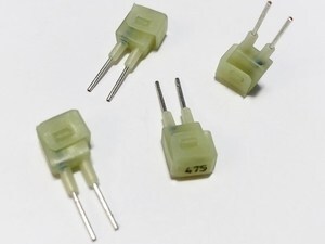  
	Takisti T90475, Helvar, LED-Iset Resistor 475 mA, 10K5-1%-0,6W 
